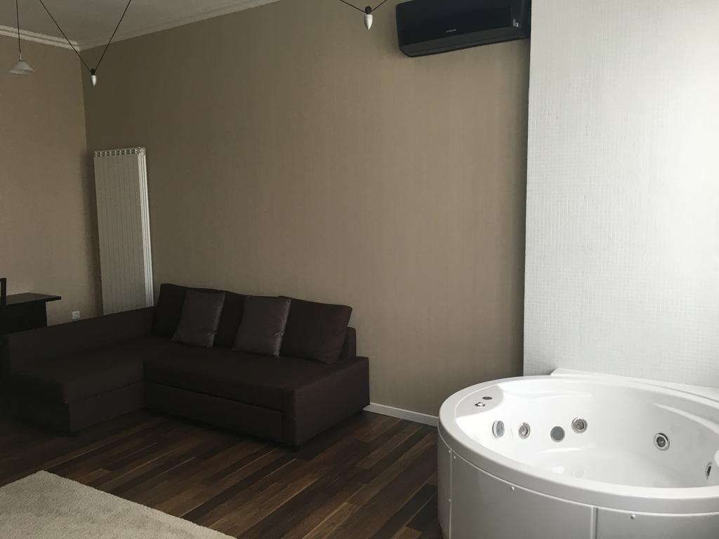 Gia Suites Caracal Esterno foto